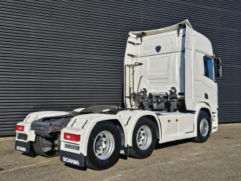 R580 V8 / 6x4 / FULL AIR / RETARDER